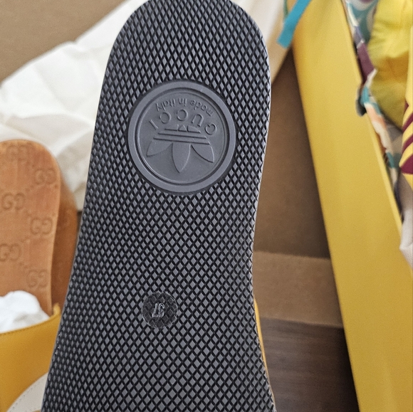 Gucci x adidas slides - Picture 4 of 4